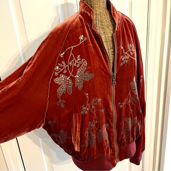 ZARA STUDIO Velvet Bomber Jacket , Limited Edition , Sz L - Picture 10 of 17